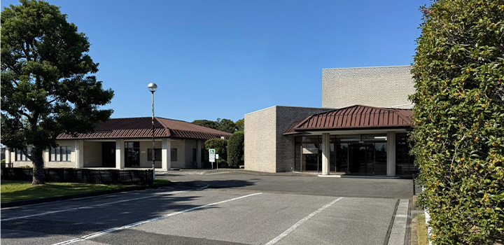 大泉町外二町斎場 待合棟と火葬棟