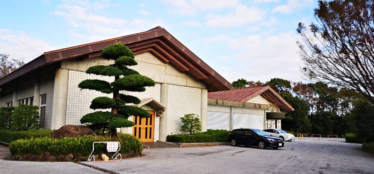 藤沢市斎場外観1